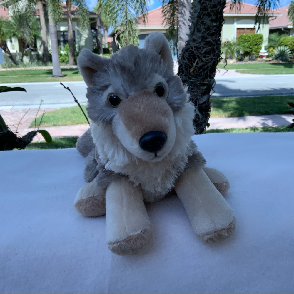 Wild Republic SOFT CUTE GRAY & TAN WOLF 7" Plush STUFFED ANIMAL Toy